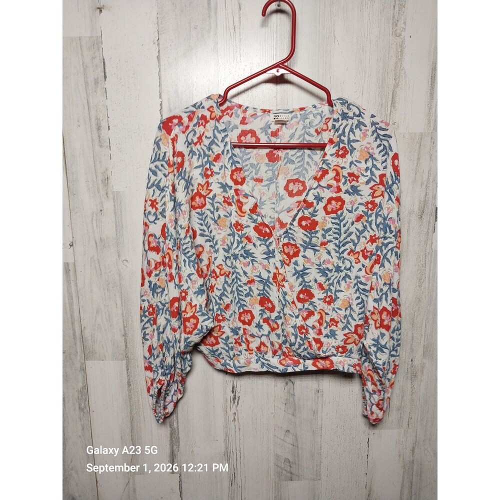 Billabong Safe Bet Surplice Top Floral V-Neck Boho Blouse Size Small